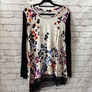 LOGO by Lori Goldstein Black-Sleeve Floral Lace-Hem Long Sleeve Top